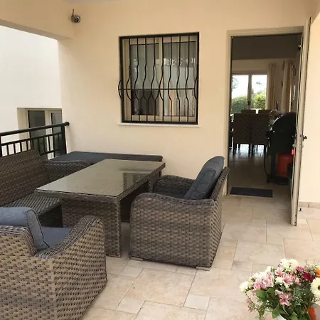 Eden Tatil Evi Pafos